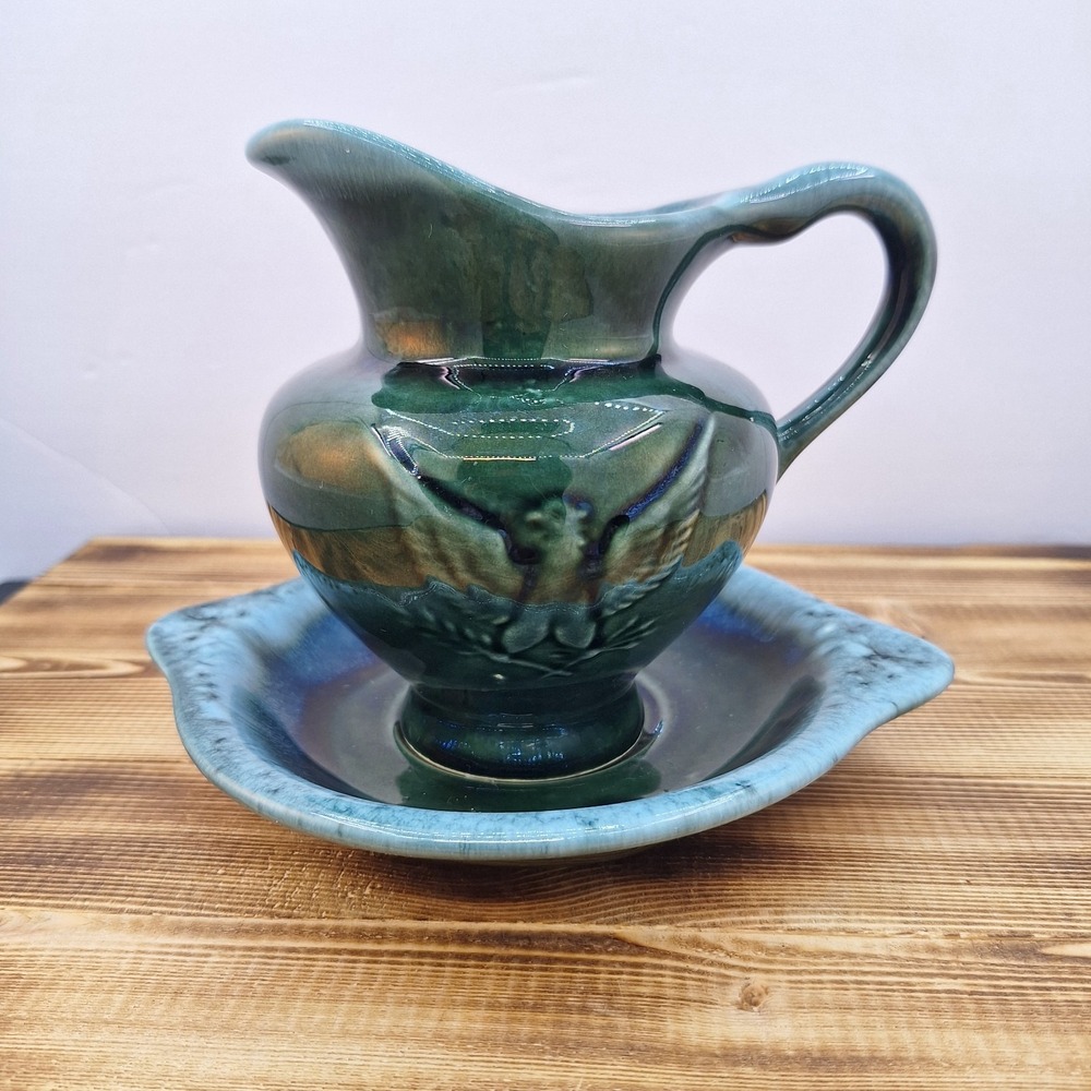Hull Pottery F91 & F92 Green‎ Drip Glaze Eagle Pitcher & Basin